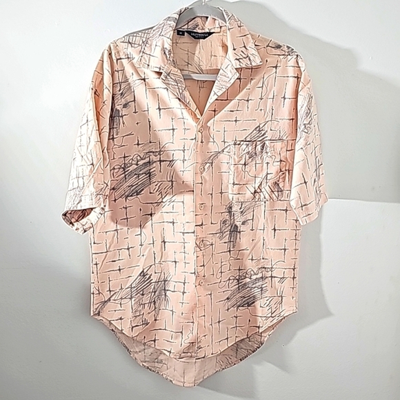 Hutspah mens button-down shirt. Short sleeve. Size medium.  Peach artsy. - Picture 1 of 10
